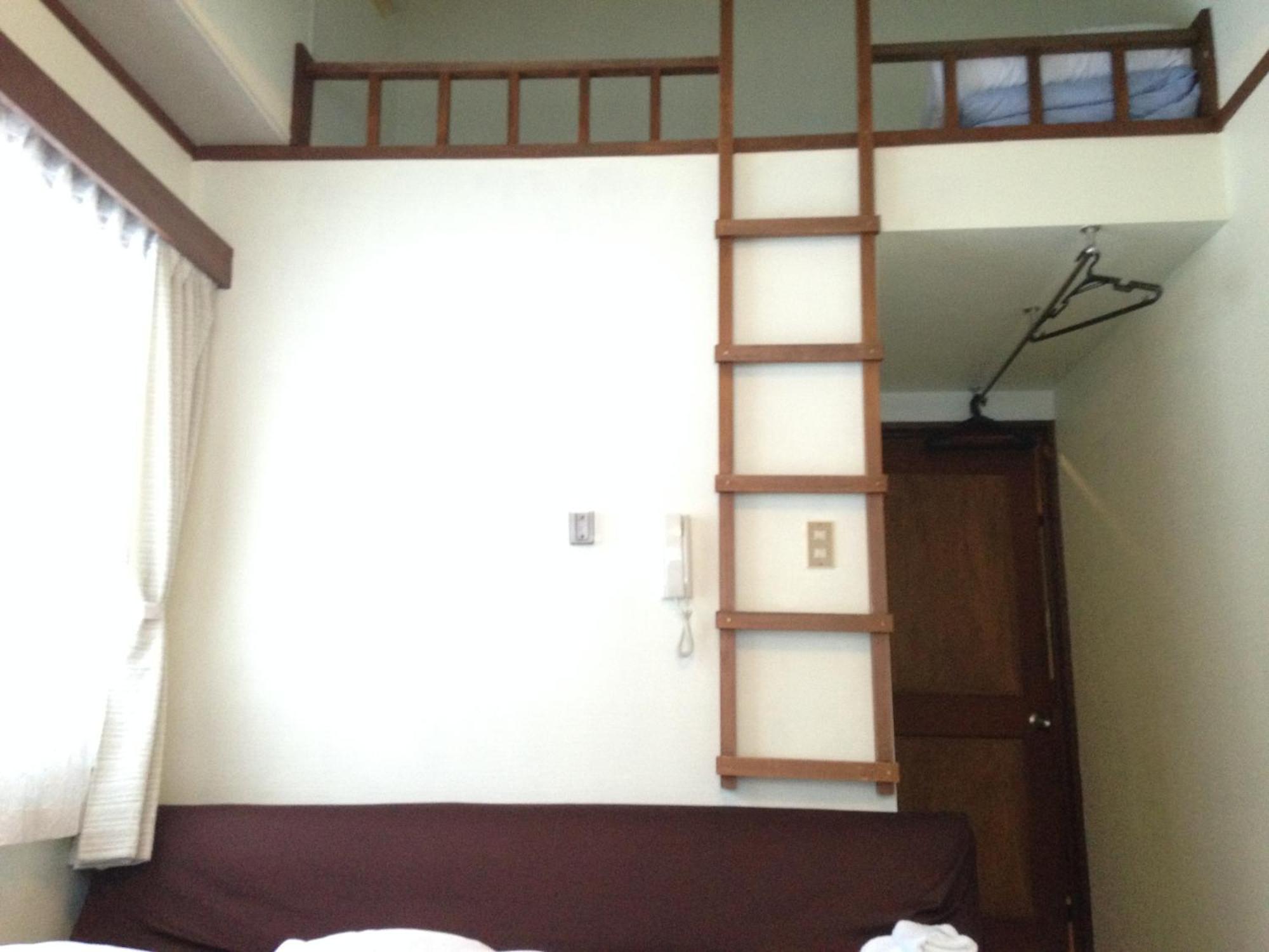 Community House Tyrolien Hotel Хакуба Стая снимка