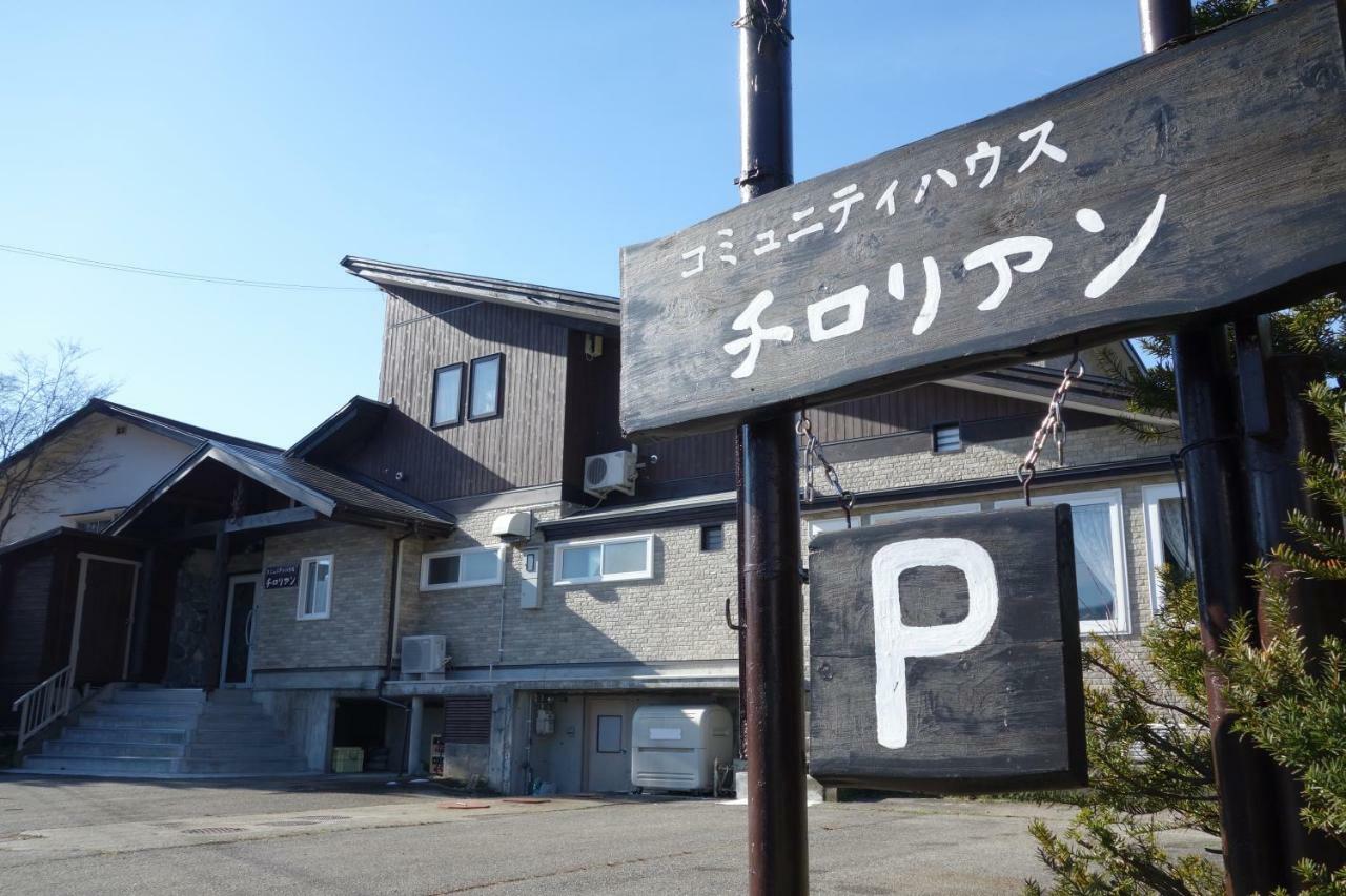 Community House Tyrolien Hotel Хакуба Екстериор снимка